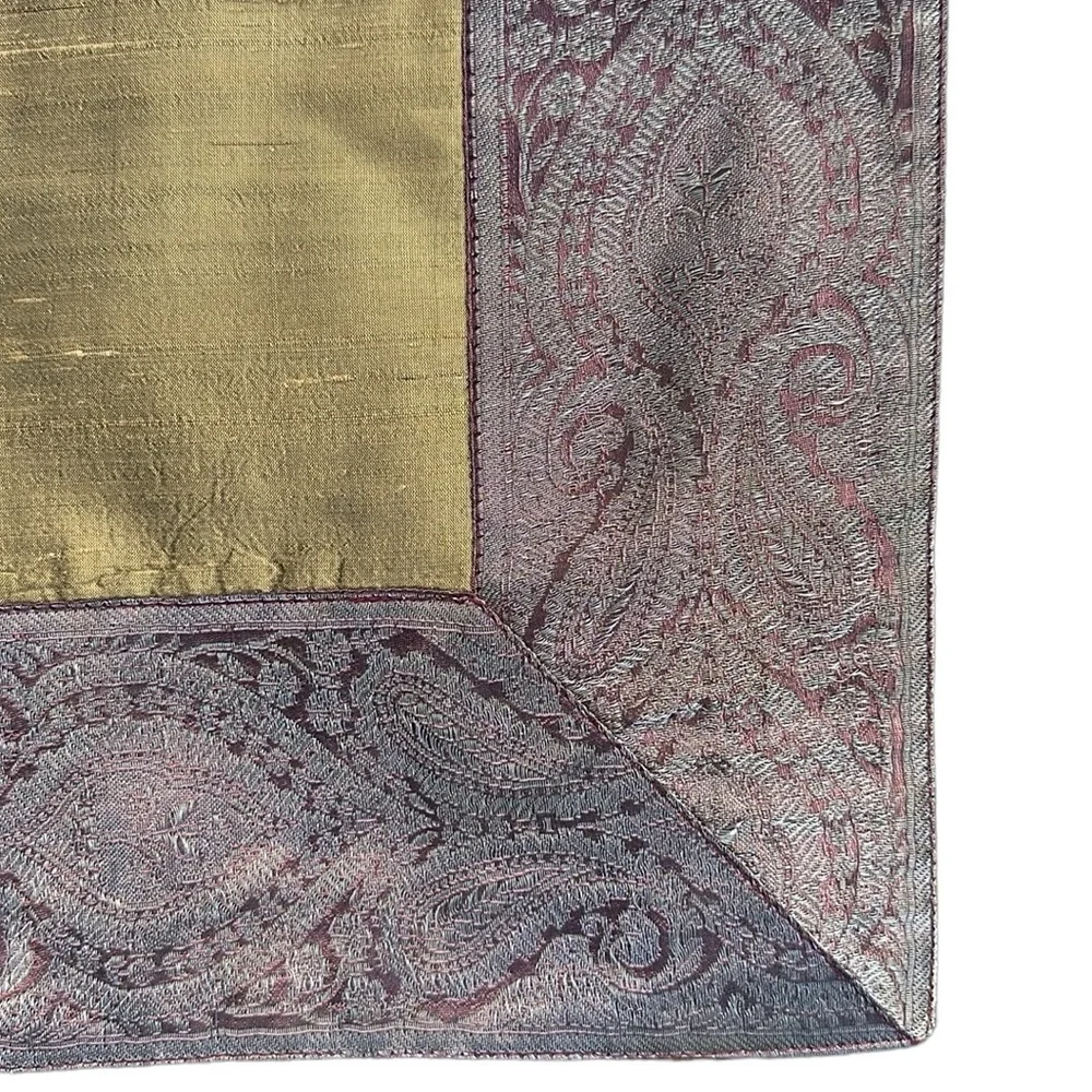 Crate & Barrel Table Runner Florentine Silk